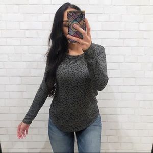 CHEETAH Print Long Sleeve Top